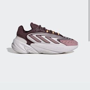 ADIDAS - Ozelia shoes